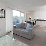 Exclusive Tower Bridge Apartment